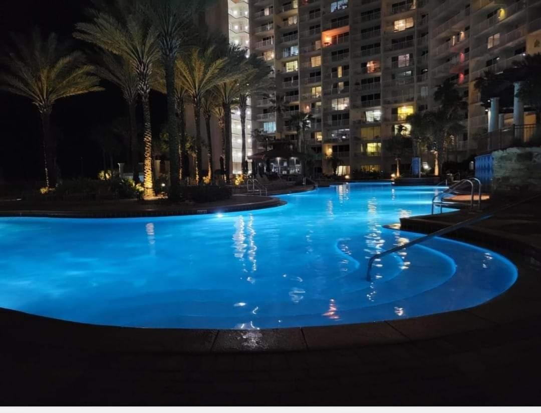 Shores Of Panama 204 - 2nd Floor 2 Bedroom Sleeps 8, Same Floor Reserved Parking, Free Fun Apartment Panama City Beach